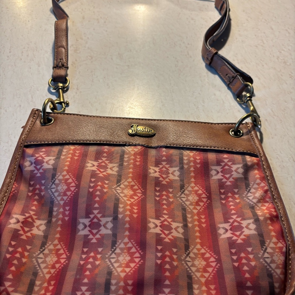Justin Shoulder Bag